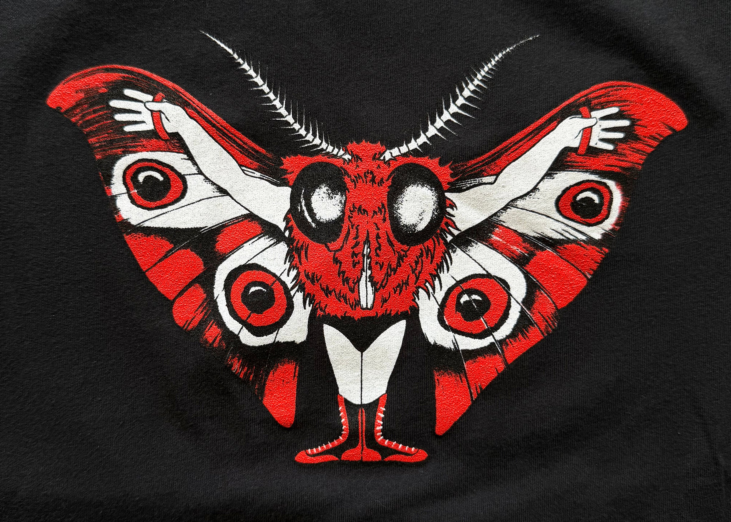 "MOTHMAN"   T SHIRT